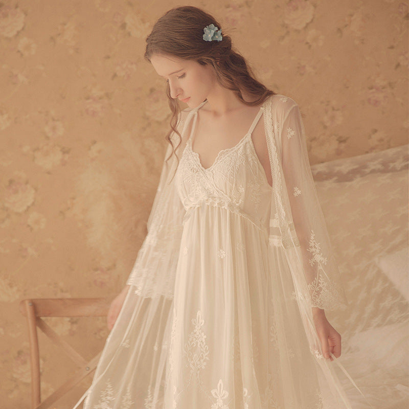 Women’s White Lace Nightgown Robe Set (2-Piece)