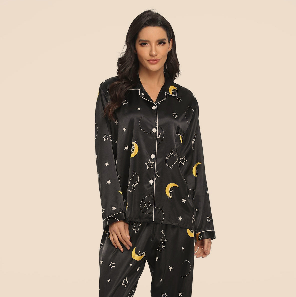 Two-Piece Satin Pajamas – Elegant Sleepwear Set