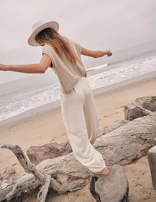Women’s Knitted Sleeveless Pocket Rib Pullover Vest