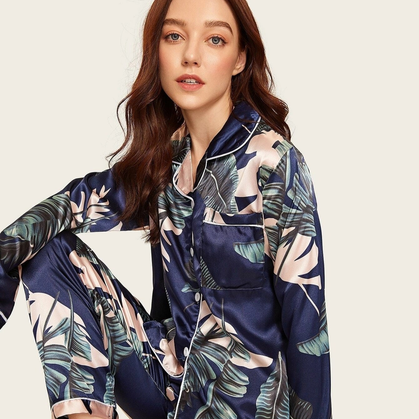 Two-Piece Satin Pajamas – Elegant Sleepwear Set