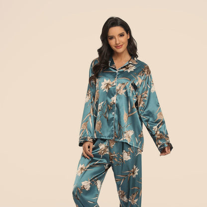Two-Piece Satin Pajamas – Elegant Sleepwear Set