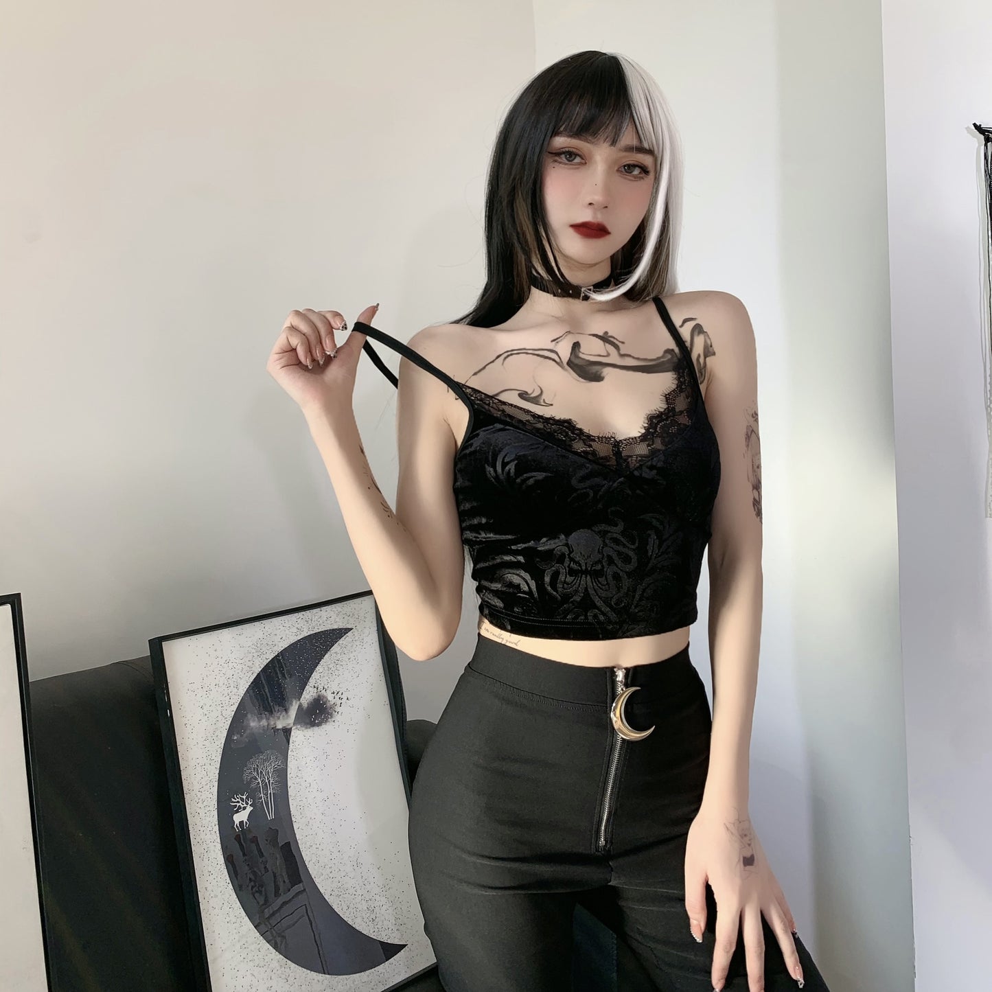 Women’s Gothic Lace Camisole Tank Top